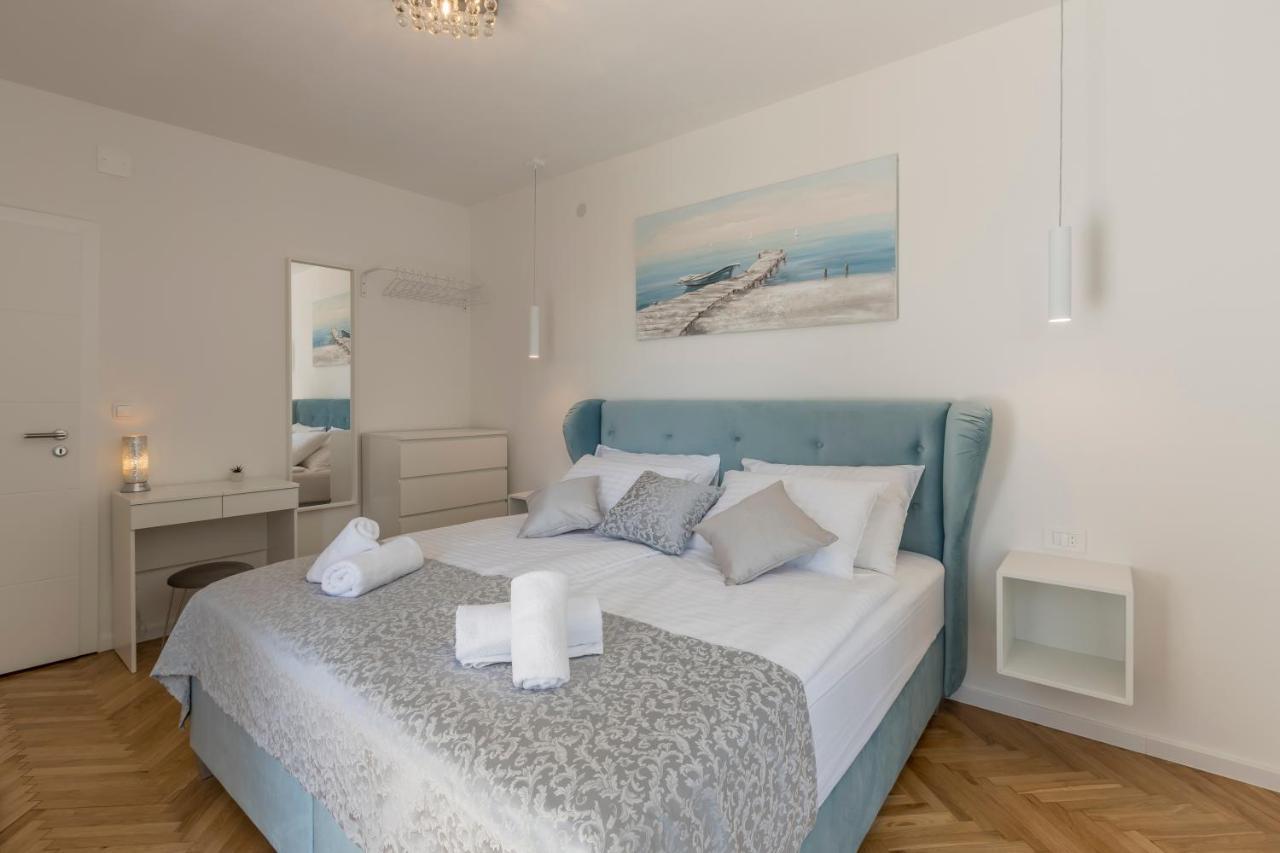 Apartment Shades Of Blue Хвар Екстер'єр фото